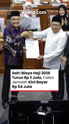DPR RI dan Pemerintah telah menyepakati biaya penyelenggaraan Ibadah Haji 1447 Hijriyah atau tahun 2026 sebesar Rp87.409.365 juta. Dari angka itu, disepakati juga calon jemaah haji nantinya akan membayar Rp54.193.807 juta. Hal itu disepakati usai Komisi VIII DPR RI menggelar Rapat Kerja (Raker) bersama Pemerintah di Kompleks Parlemen, Senayan, Jakarta, Rabu (29/10/2025). Dengan adanya kesepakatan itu, BPIH untuk haji tahun depan angkanya alami penurunan dibanding tahun lalu. 
