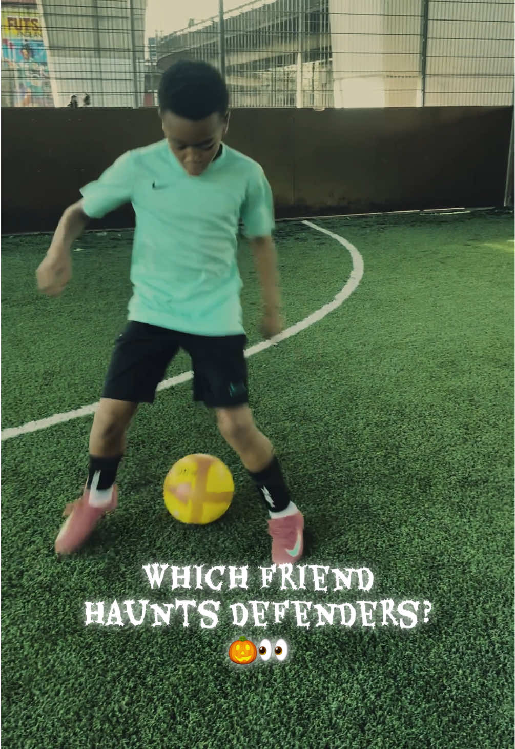 Tag a friend that haunts defenders 🎃😤 #footballtiktok #academyfootball #soccertiktok 