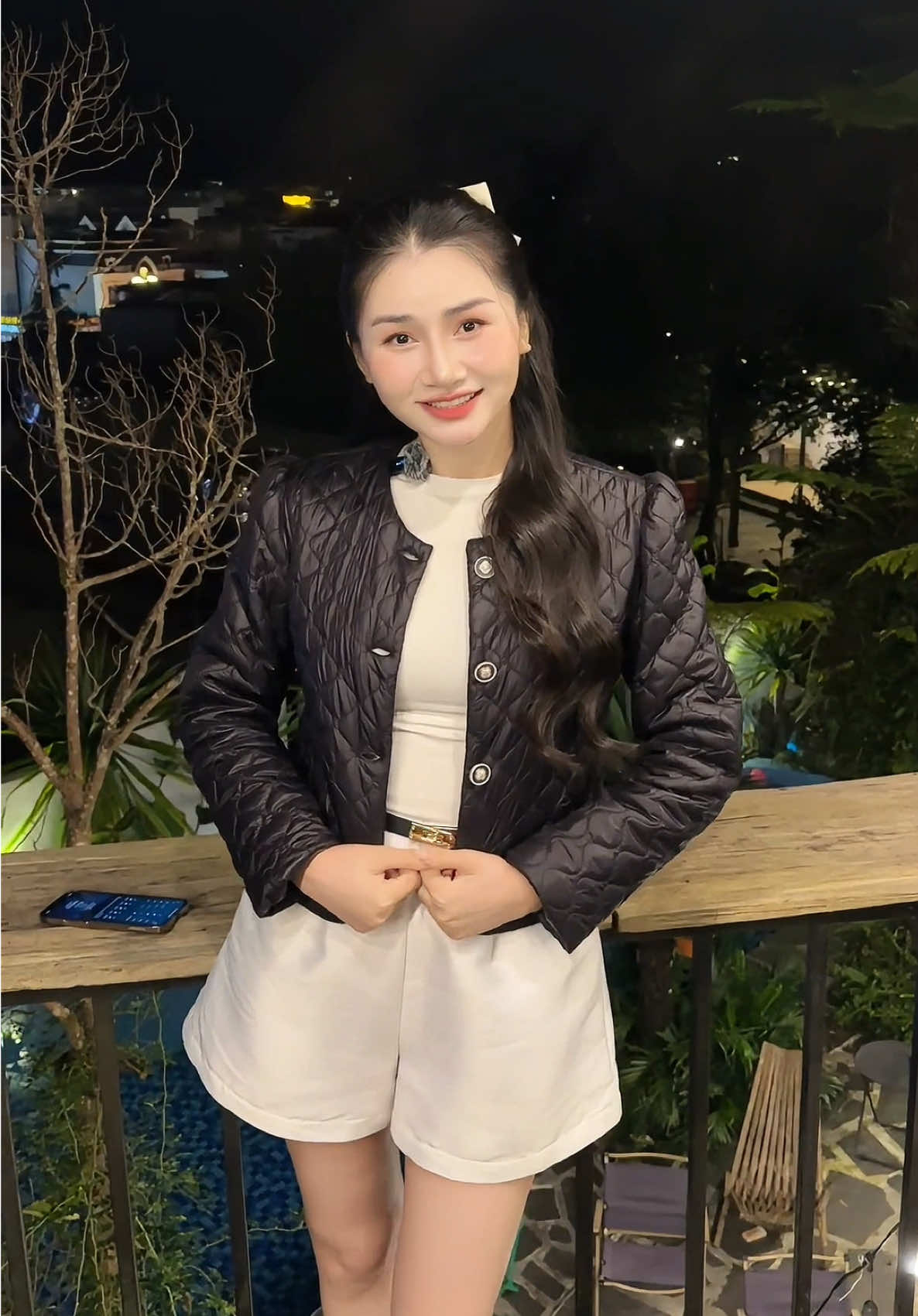 Áo phao này chị thử đi, lên dáng phải nói là đỉnh lắm ạ  #aophao #aokhoac #aokhoacphao #aophaonu #gianghuongcardina l