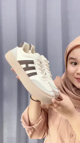 Sepatu yang bikin kamu makin kalcer 🤎🍂 #FJ #1111 #wibgajian #masukberandafyp #promomakangajian 