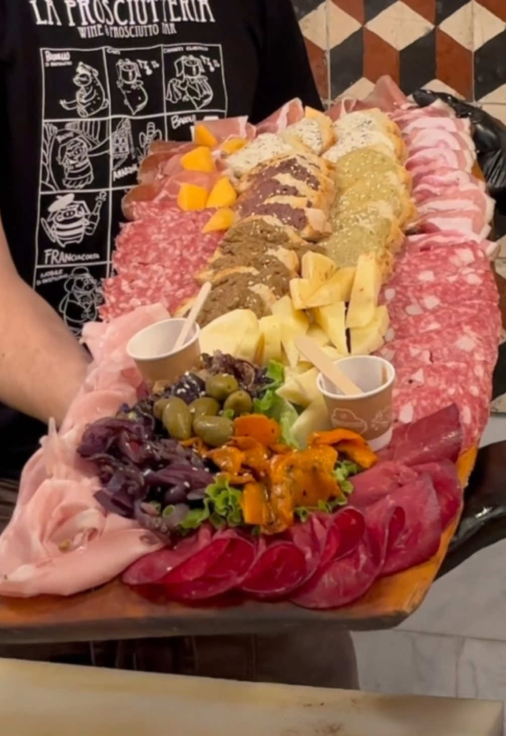 Cata de embutidos italianos en La Prosciutteria 📍 en Florencia, Italia #jamon #embutidos #comida #italia #españa #florencia #queso #food #mukbang #Foodie #madrid #barcelona #roma #venecia #napoles 