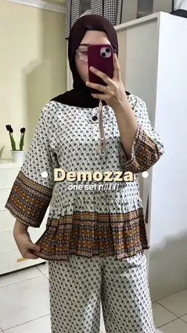 @Demozza #demozza #onesetrayon #oneset #setelanwanita #setelanrayon 