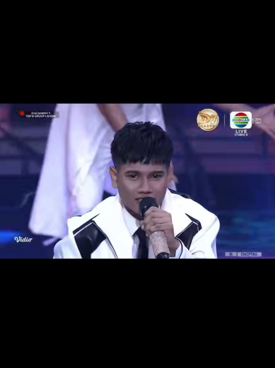 Keren banget @da7.valen 😍 #valenda7 #dangdutacademy7 #indosiar #fyp #fyppppppppppppppppppppppp @DA7.Valen 