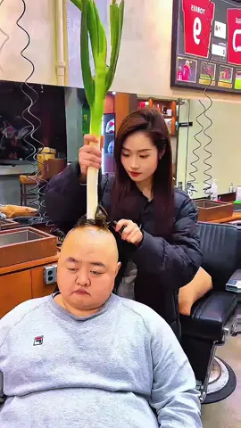 #professionalhairstylist #newhairstyle #viral #foryoupage #100million 