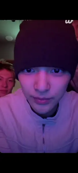 lucu banget si adek nunjukin rambutnya kalo ga di ubah🤏#keonho #cortis #weverselive #fyp #kpop 