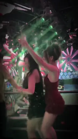 cái gì vui vẻ thì mình ưu tiên😉 #karaoke8383 