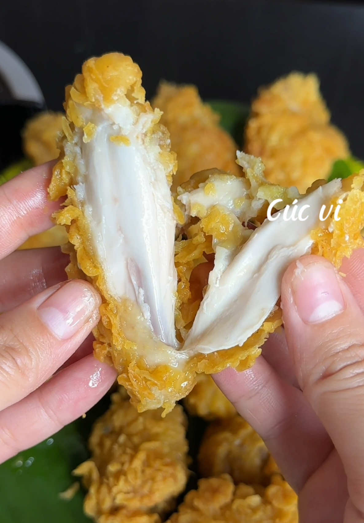 Làm gà chiên KFc tại nhà nè các chị #cucvi99 #botchienga #amthucbuphuong 