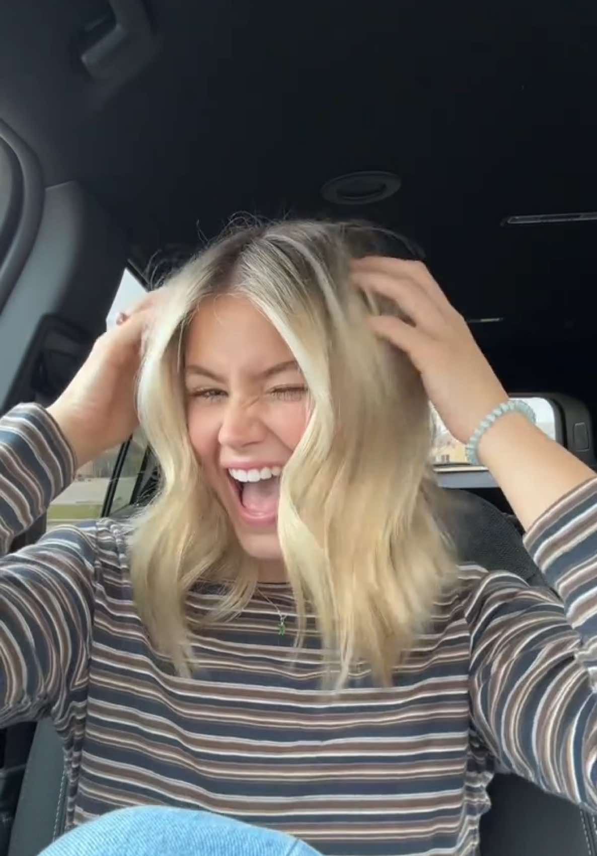 im SO GLAD I did it!! thank you everyone for convincing me lol #hairtok #bobhaircut #emiliekiserhair #newhair #icutmyhair 