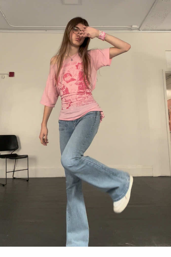 #queer #outfit #pink #fyp