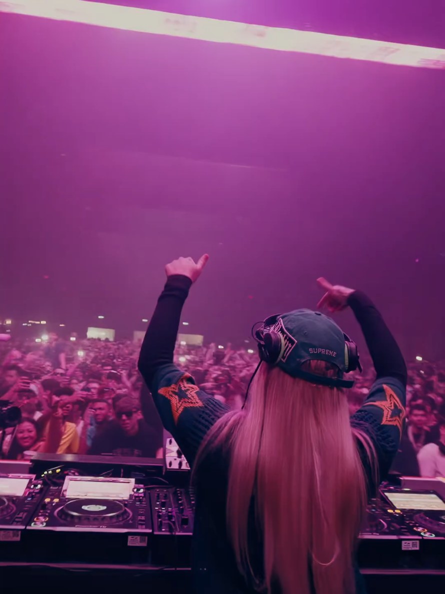 من النهارده هكون مرازيا🌹🔥💖🥳 #dj #rave #housemusic #fleurshore #Zurich 