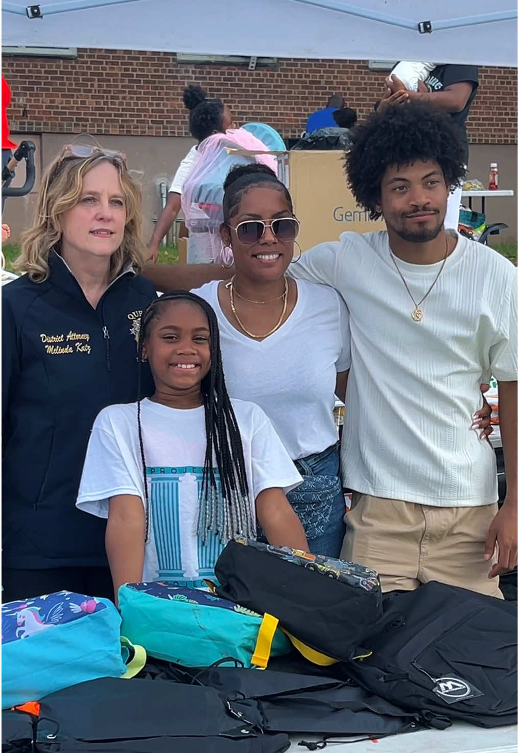 This is our 5th Annual Backpack Giveaway and 2nd Annual Community Day! 🎒✏️📓 What started as a simple mission to give back has grown into a powerful movement one rooted in service, access, and opportunity.✨️✨️✨️ Today, we’re not just handing out backpacks ,we’re investing in our future, in our young people, and in the strength of our community. 💪🏽✨️🙌🏿 To our incredible Partners, Volunteers and Elected Officials, thank you for standing with us. Your continued support reminds us that when community comes together, we create lasting change. @positiveproject_40day @agapemariahubbard @melindakatz0819 @queensdakatz @ny_neon @brooklynbookbodega @york_college_cuny @tatiitutors @communityfundnyc @uftny @ms._legacy @newyorklife @communitychurchofchrist @verizon @annette3948 @nypdcommaffairs @space.224 @metroplushealth #AbrahamDJ🫱🏾‍🫲🏿💛🙌🏿 As we move forward, we’ll keep expanding our reach, deepening our impact, and ensuring every family we serve knows they belong ,and that their future truly matters. ❤️✨️🙌🏿 #ProjectsIIProjects #CommunityDay #LatoyaLeGrand #SouthEastQueens        