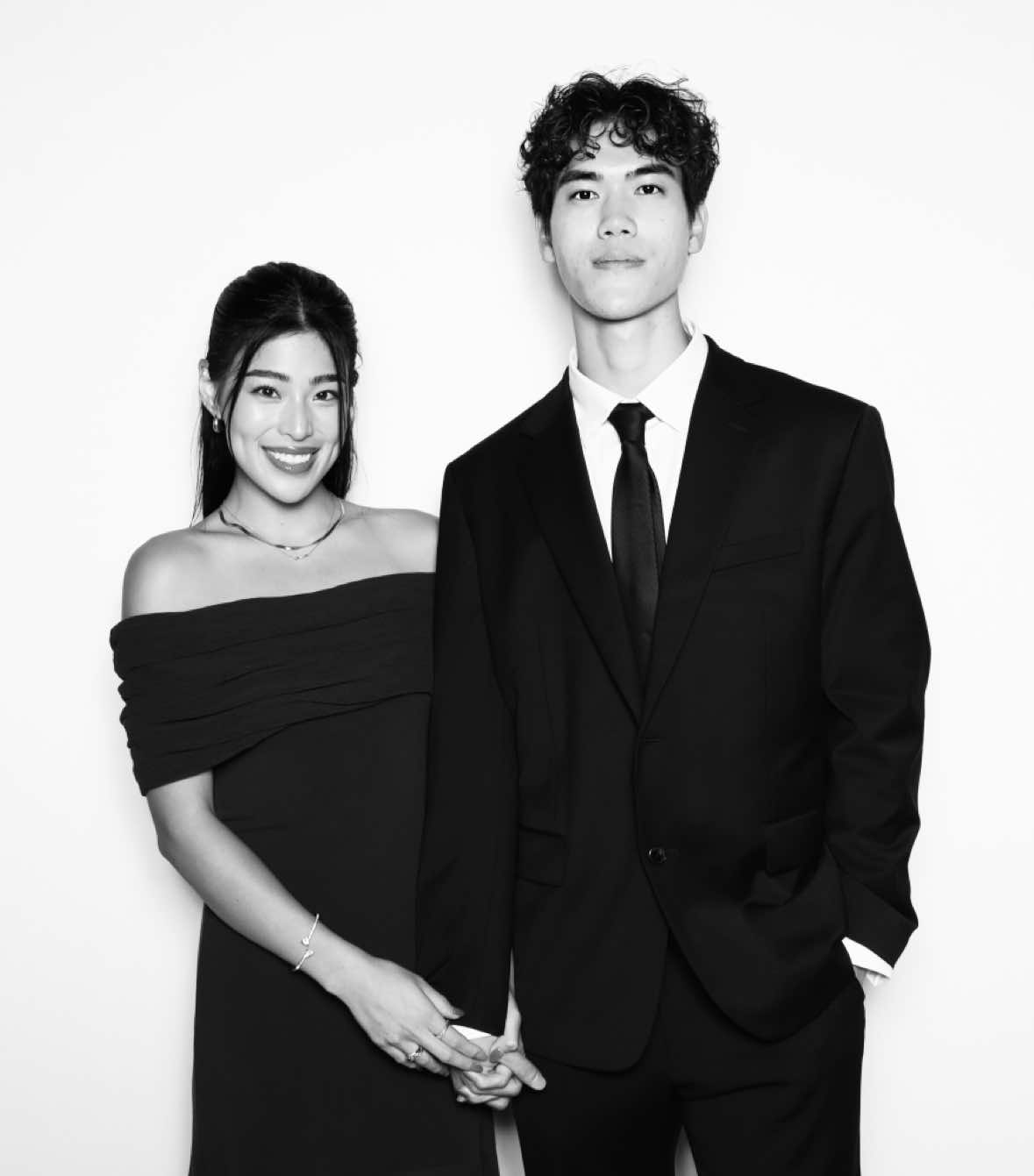 outfits in Cabo with my golden retriever boy🫶🏻 #coupleoutfits #coupleoutfit #ootdcouple #OutfitsOfTheWeek 