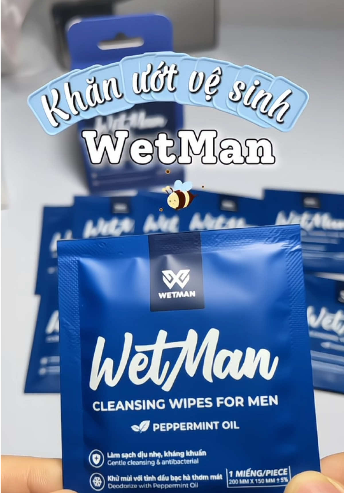 Có em wetman cầm tay hay bỏ túi là tip để mấy ông tự nhiên trong mọi thời điểm lun đó nha): #wetman #khanuotwetman #khanuotnamwetman#review #xuhuong 