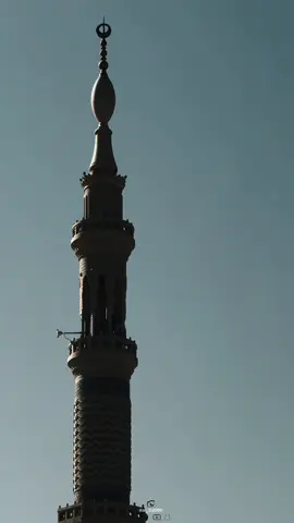 ارضَ بما قسم الله لك تكن أغنى الناس؛ فالرضا بما قسم الله أصلٌ عظيم في استقرار النفس، وهدوء الروح، وانشراح الصدر☘️🌷 #عبدالمحسن_القاسم#اكسبلور#foryou#foryoupage#fyp