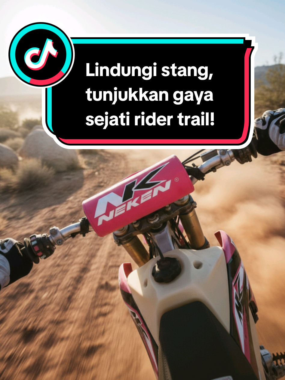 Barpad Neken dirancang untuk melindungi handlebar motor trail kamu dari benturan saat trabas di jalur ekstrem. Terbuat dari busa tebal berkualitas tinggi, barpad ini tidak hanya fungsional tapi juga menambah tampilan sporty dan profesional khas rider sejati. Dengan logo Neken yang ikonik, motor kamu bakal tampil lebih keren di setiap petualangan! Cocok untuk kamu yang suka tantangan tanpa takut jatuh atau terbentur. 💪🌲 #BarpadNeken #aksesorismotortrail #trabasindonesia  #motocrossindonesia #trailadventure 