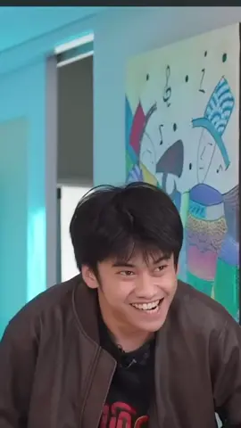 Hmmm 🤨  SC: YT WKWK PROJECT  #davinakaramoy #mikha #ciaranadinebrosnan #nadine #duniashort 