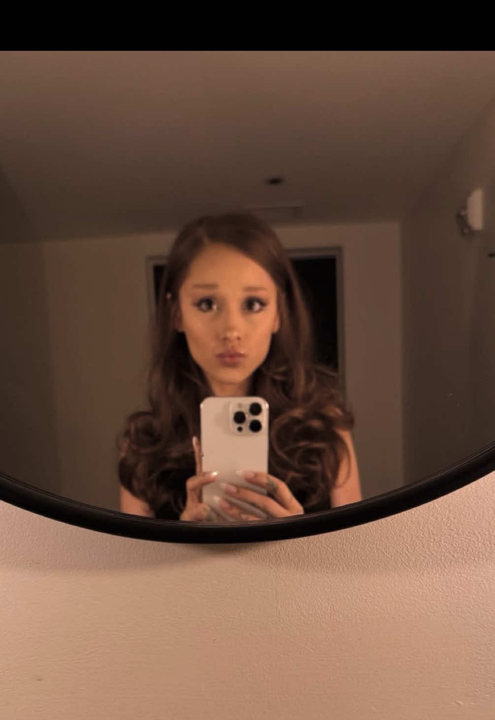 Bye bye 🥹 #ArianaGrande #Blondiana #arianator #fyp 