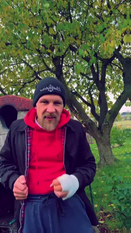 #lustigevideos #mann #spassmusssein #lachen #rambro 