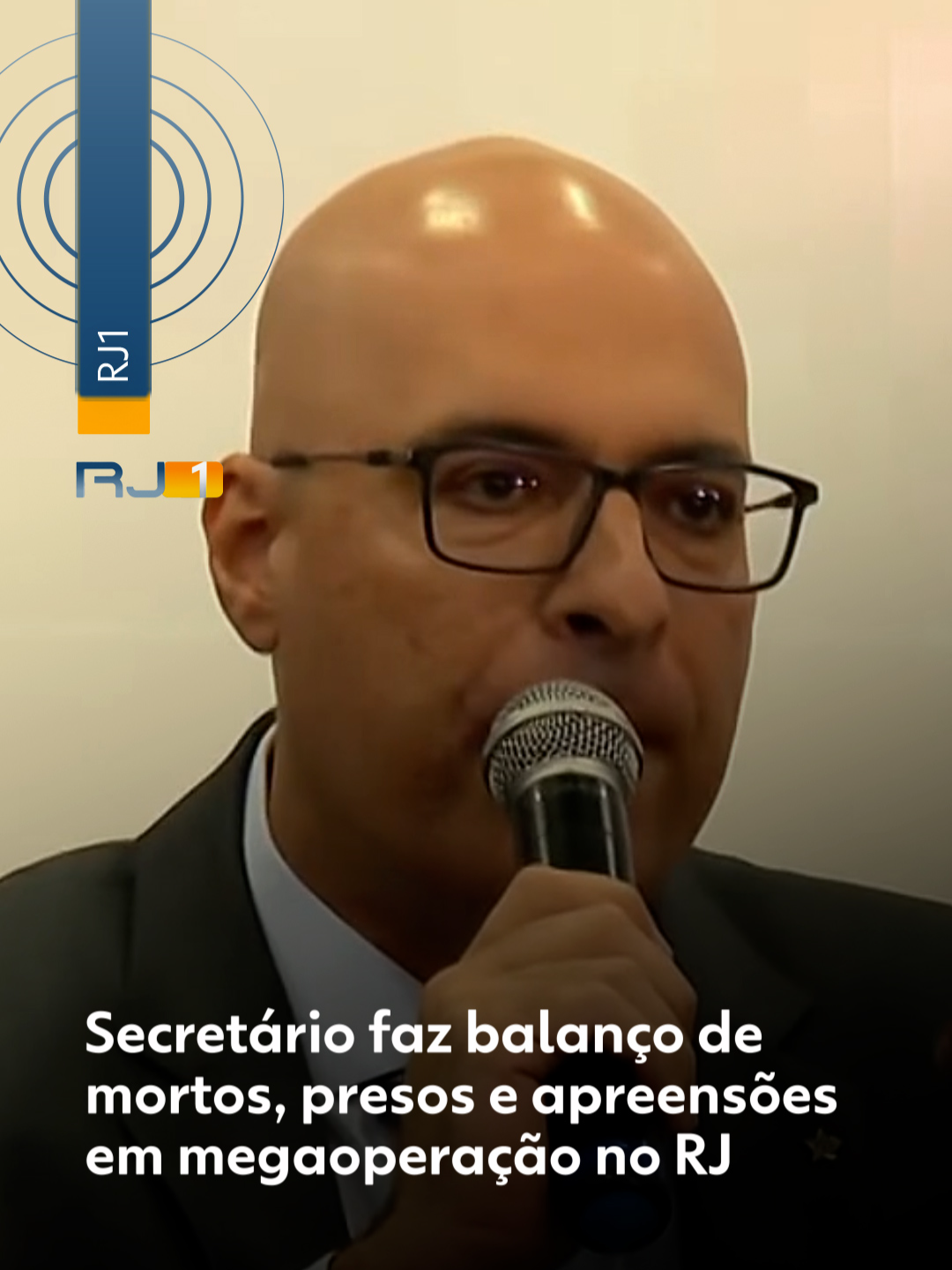 Balanço da megaoperação - A cúpula da Segurança Pública do Rio de Janeiro concedeu entrevista coletiva no início da tarde desta quarta-feira para falar sobre os resultados da megaoperação nos complexos da Penha e do Alemão. De acordo com o secretário da Polícia Militar, Marcelo de Menezes, foi criado um 