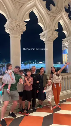 The best job l’ll ever have: a retired OR nurse turned SAHM to 5 kids and a serial digital entrepreneur/content creator Flove my life and I’m just so grateful I chose this life 🥹🫶🏻 #sahm #postpartum #vegastrip #wfhmom #mompreneur