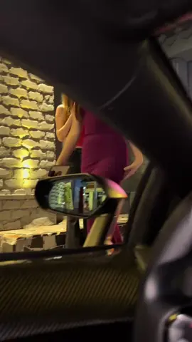 Lúc đó tôi đã hiểu được ý nghĩa của việc mua chiếc xe này. #Lamborghini