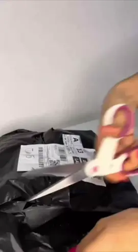 Praticidade e estilo em cada borrifada! ✨ O Kit com 3 Borrifadores Multiuso Flow 500ml é perfeito para organizar e facilitar o dia a dia — limpeza, jardinagem ou cuidados pessoais com muito charme! 🌿🤍 Por apenas R$73,99! Aproveite esse achadinho funcional e elegante! 💫 Siga @achadinhodamille24 para mais achadinhos como esse! #tendencia  #achadinhos #promocao  #borrifador  #organização 