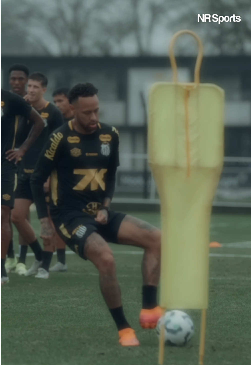 🤍 🔟 🖤 📽️ NR Sports @Enejota @Santos FC  