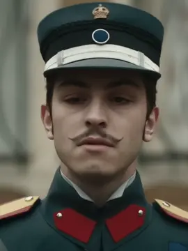 هالإنسان وسيم بكل حالاته  #borankuzum #teğmenleon 