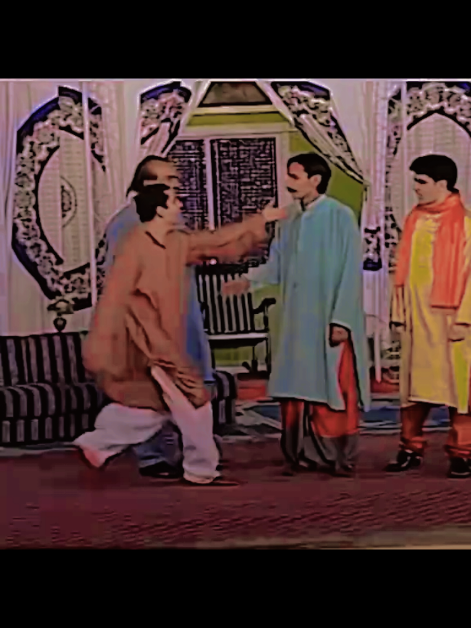 🤔🙈🥀😜🤣#funnyy #poetry #shayari #mushaira #funnyvideos