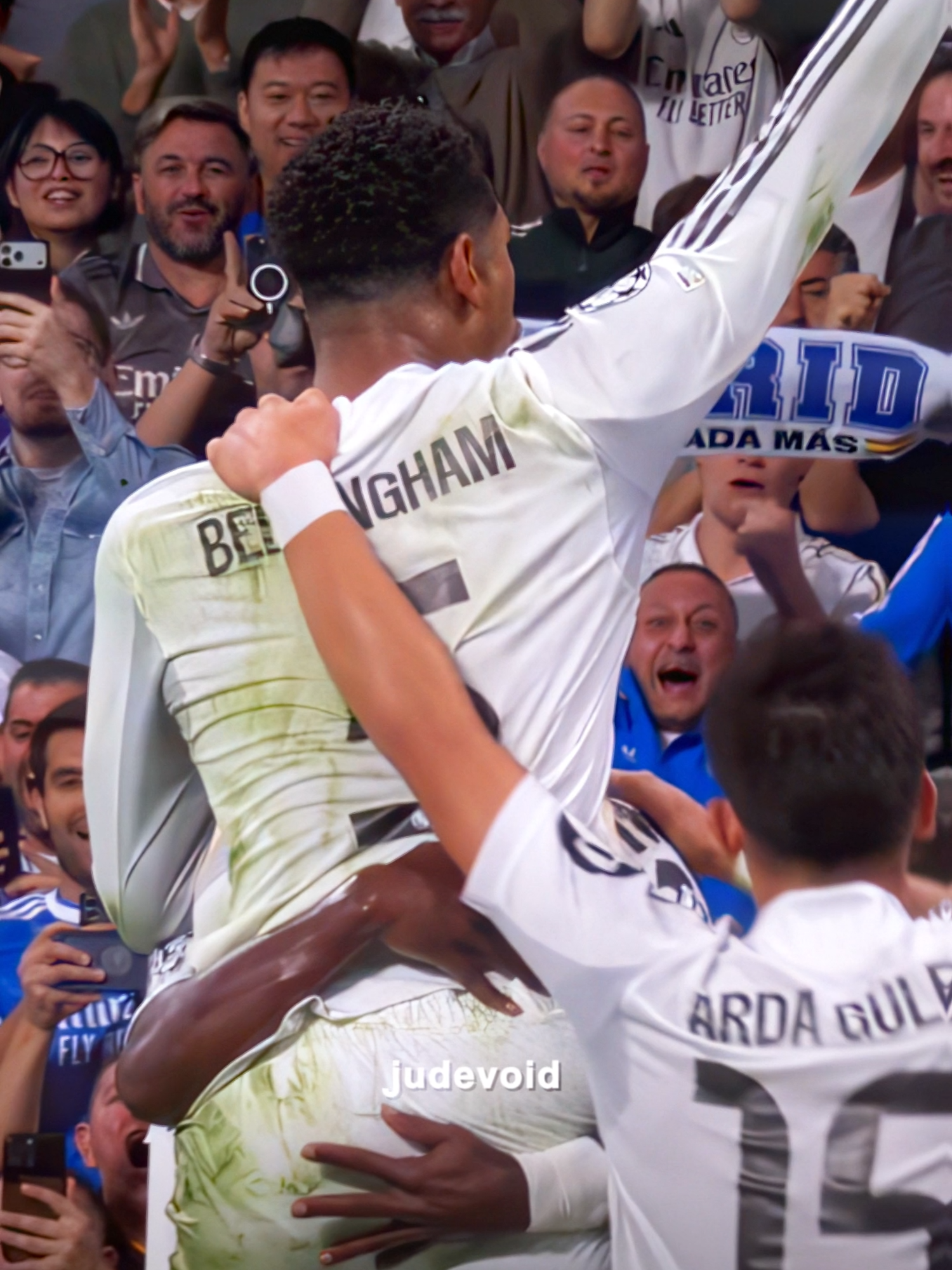 This is how you approach a girl 😏 | Tags:- #fyp #edit #jude #bellingham #judebellingham #girl #Love #4k #smooth #judevoid