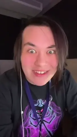 Clock strikes 12 midnight arrives person original video #fyp #viral #clockstrikes12midnightarrives Original video posted by: @Ellie_Shaw