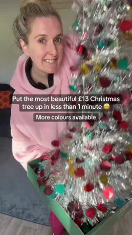 POP UP TREE SO EASY TO PUT UP £13 + FREE DELIVERY #christmastree @Livingandhome UK #popupchristmastree#popupchristmastreechristmasdecor #tiktokmademebuyit