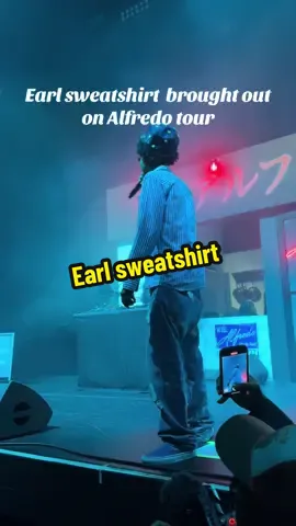 Can’t believe the alchemist brought out Brad Pitt 😭❤️#alfredo #freddiegibbs #thealchemist #alfredo2 #earlsweatshirt 