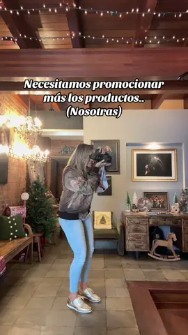 Necesitamos promocionar más los profuctos!!! Pañuelos, bufanda, retratos enmarcados... #producto #marketing #fotografia #bailar #fyp 