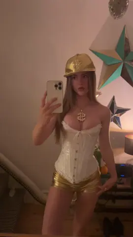 💵 💰🤑 #halloweekend #fyp #lipsync #golddigger #halloween 