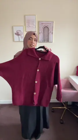 #knittedtrousers #knitwear #dealdrop #tiktokmadebuyit #stylingideas @emlavish 