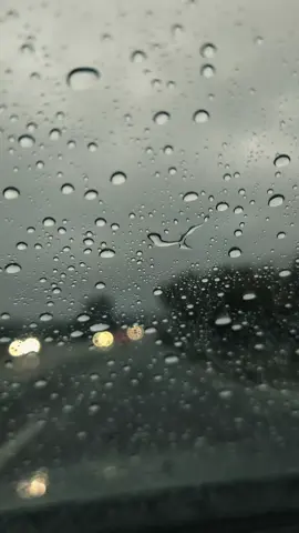 💔 #holesinthefloorofheaven #missyou #rain #youaremysunshine 