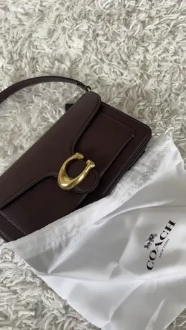 PERFECT fall bag from @Coach 🤎🧸#tabby26#coach#fyp 