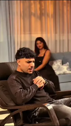 بكتم دموع لكن جوايا جراح كفايه انها تبتدي#كريم_كريستيانو_الغزال🦌❤️ #ليك______🖤___متابعه____اكسبلووور 