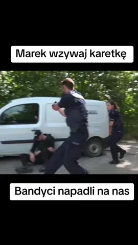 Zabrali mojego kolegę  #policjantkiipolicjanci #spoiler #korowóz #zasięgi #dlaciebie @pip_ns_fp ✦ Werka ✦ @gliniarze & pip @Ewanogalska.pip 