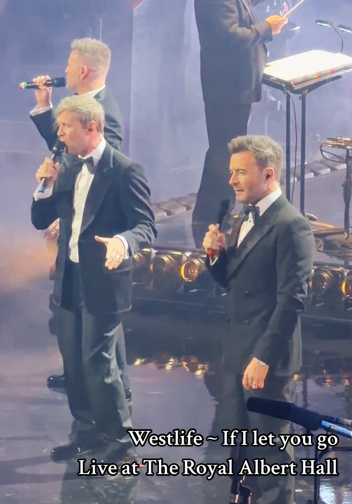 @Westlife If I Let You Go. Live at The Royal Albert Hall. #westlife #ifiletyougo #westlife25 #royalalberthall 