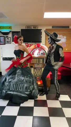 Gran momento con mi @La Catrina Andante hace unos ayeres 💀🇲🇽