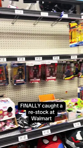 Can’t wait to get more and more into this hobby. It’s definitely something I’ve been wanting to do for a while.. #spiderman #actionfigure #posing #velocitysuit 