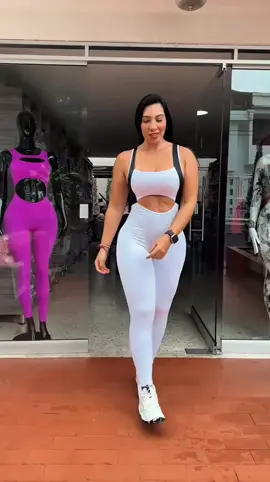 ✨Ref. Manu  Un enterizo diseñado para resaltar tu figura y darte total comodidad. 🪡En tela power- naylon  🚫No trasparenta 📌Talla única  Disponible en varios colores🌈 ✨ventas al por mayor y al detal  Solicita nuestro catálogo 📲3117381229 📍Visítanos en la Cra 83c # 16-42 barrio el ingenio 3 #ropadeportivamujer #outfitdeportivomujer #paratiiiiiiiiiiiiiiiiiiiiiiiiiiiiiii #mujeres #modafemenina 