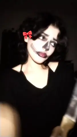 I promise I will be calm 😔 #fypシ #halloween #halloweenmakeup 