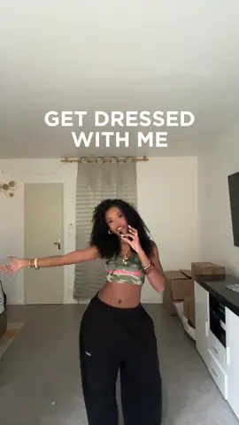 Get dressed with the anxious baddie 😝💗 sending all my love to my anxious girlies 🫶🏽 #gdwm #OOTD #outfitinspo #outfitcheck #fyp 