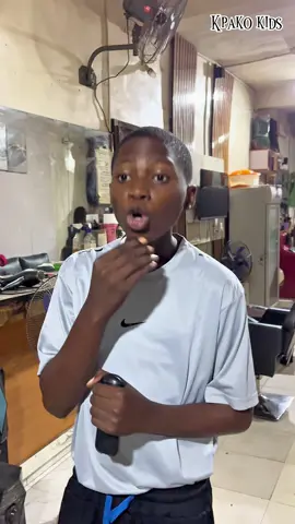 When you carry odumeje to another English speaking dimension he doesn't understand🤣🙆‍♀️ #kpakokids #comedy #funnyvideos #bestvideo 
