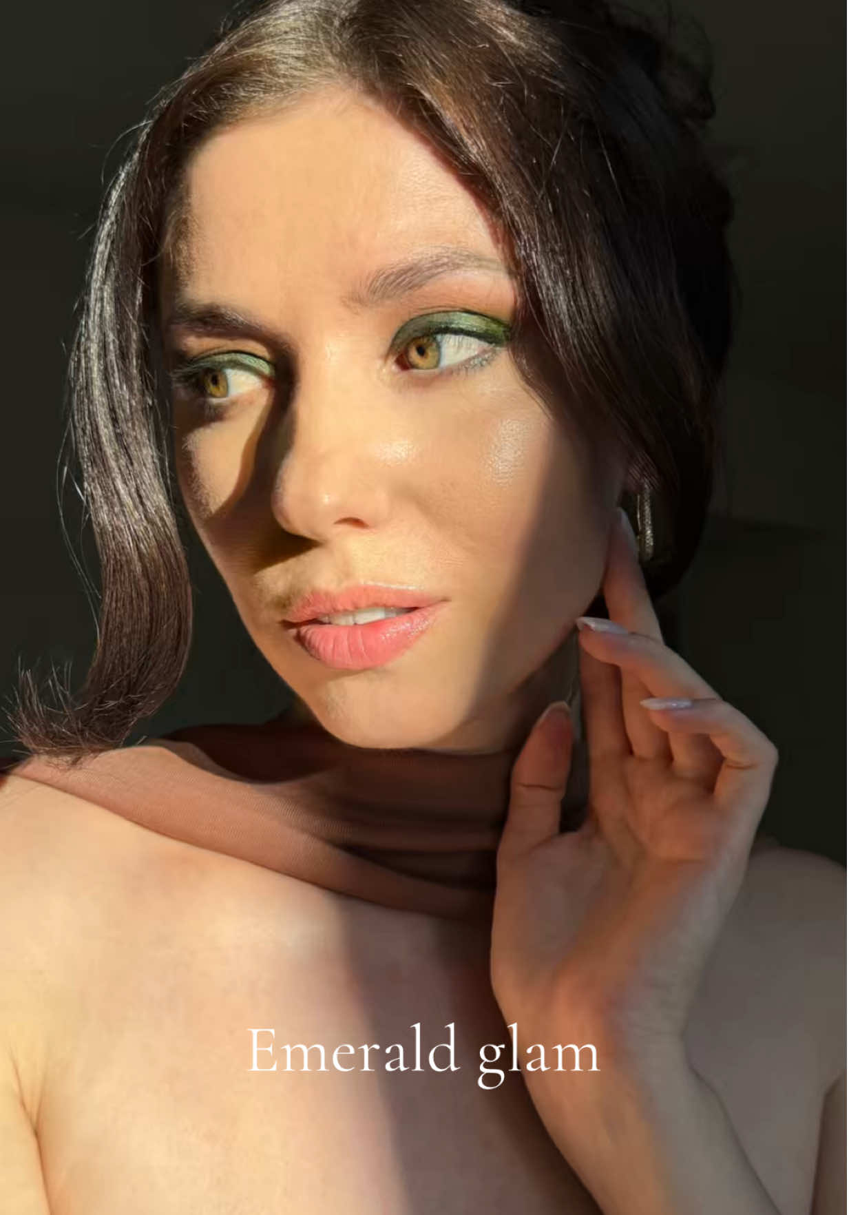 Didn’t realize how green my eyes could look until this look. Using the Weekender II Palette, Eye Mazing liner, Outrages Lashes mascara from YB cosmetics. #ugccreator #ugccontentcreator #makeuptutorial #makeuplook #wickedmakeup  Wicked inspired glam, Halloween makeup ideas, makeup before after transformation, green eyes makeup, beauty products, beauty creator. Ugc example, ugc portfolio. 