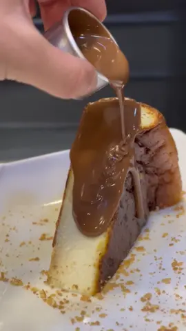 في ليام الواعرة 🔥  بكل تواضع احسن سان سيباستيان في شمال افريقيا  #سانسبستيان #شيز_كيك #نوتيلا #شوكولاته #ابداع #fyp #nutella #sansebastian 