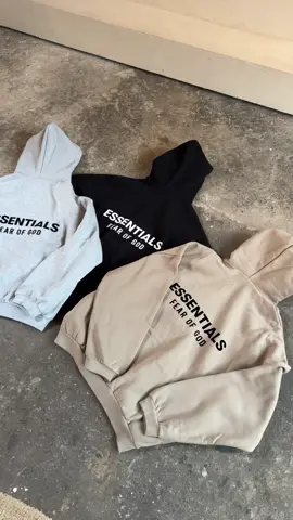 Which one is your favorite color; grey, black or beige? 👀 Let us know!  #essentialsfearofgod #fearofgodessentials #tracksuit #tracksuitseason #streetwear 